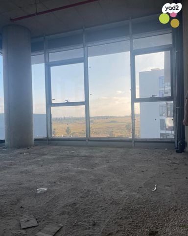 משרדים, בנימינה גבעת עדה