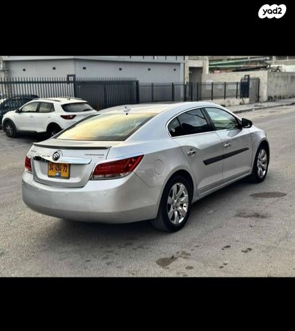 ביואיק לה-קרוס