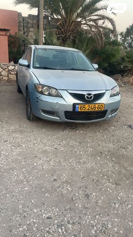 מודעת רכב מאזדה 3