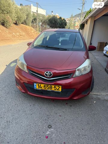 טויוטה יאריס