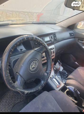 טויוטה קורולה