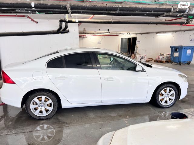 וולוו S60