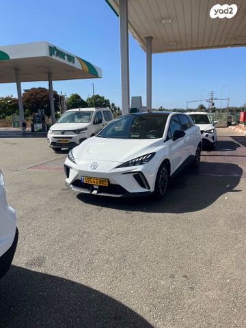 מודעת רכב אם ג'י MG4