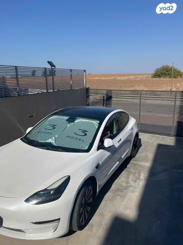 טסלה מודל 3