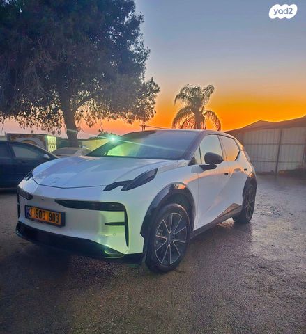 X Long Range חשמלי אוט׳ (272 כ״ס)