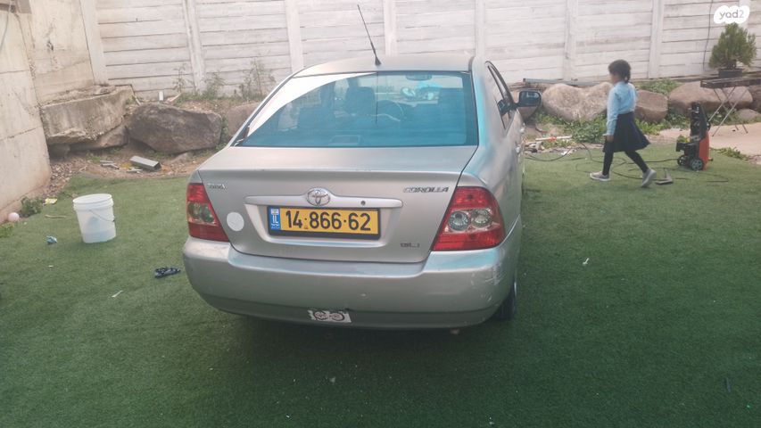 טויוטה קורולה