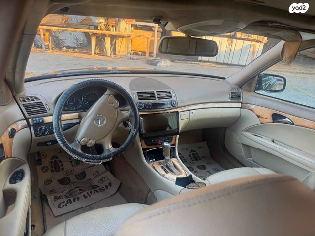 מודעת רכב מרצדס-בנץ E-class
