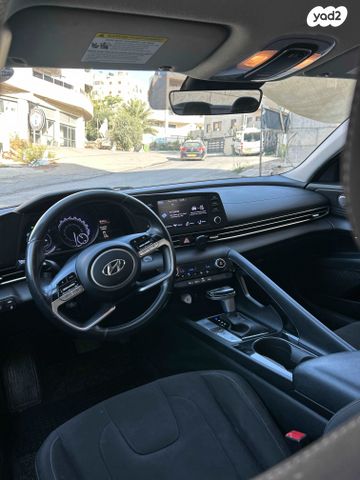 יונדאי אלנטרה