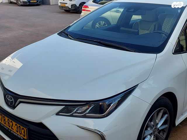 טויוטה קורולה