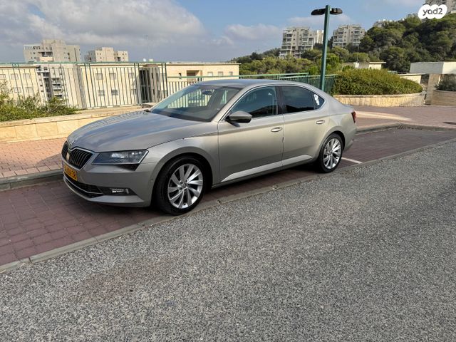 סקודה סופרב