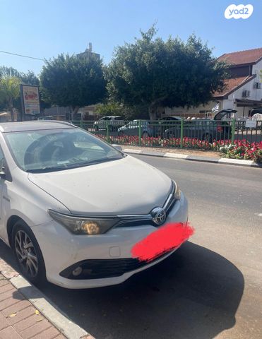 מודעת רכב טויוטה אוריס