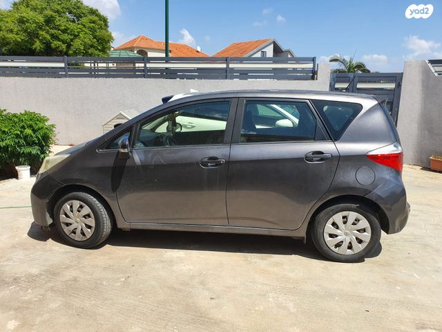 מודעת רכב טויוטה ורסו-S