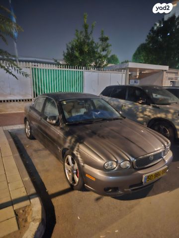 מודעת רכב יגואר X-type