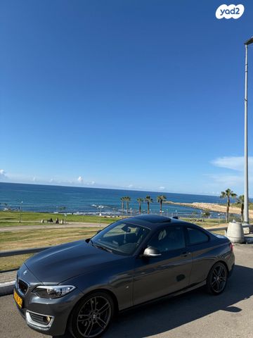 מודעת רכב ב מ וו סדרה 2