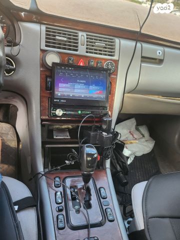 מרצדס-בנץ E-class