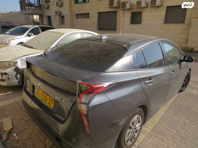 מודעת רכב טויוטה פריוס