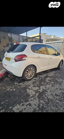 מודעת רכב פיג'ו 208