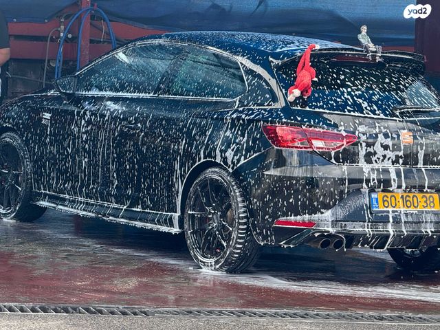 מודעת רכב סיאט לאון