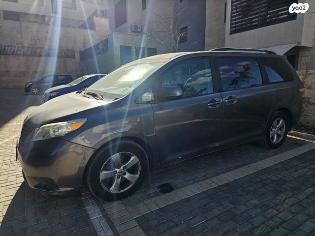 מודעת רכב טויוטה סיינה