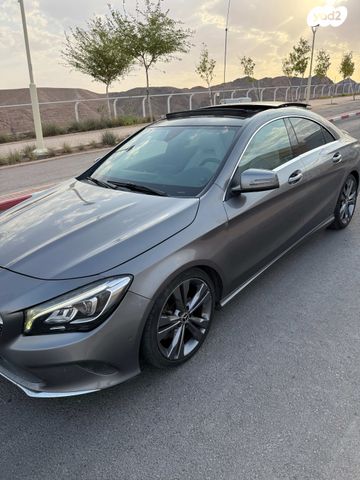 מודעת רכב מרצדס-בנץ CLA