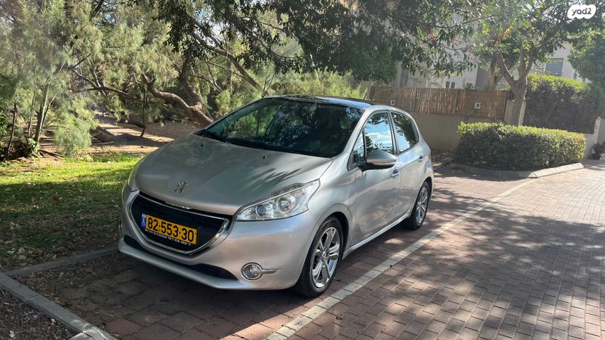 מודעת רכב פיג'ו 208