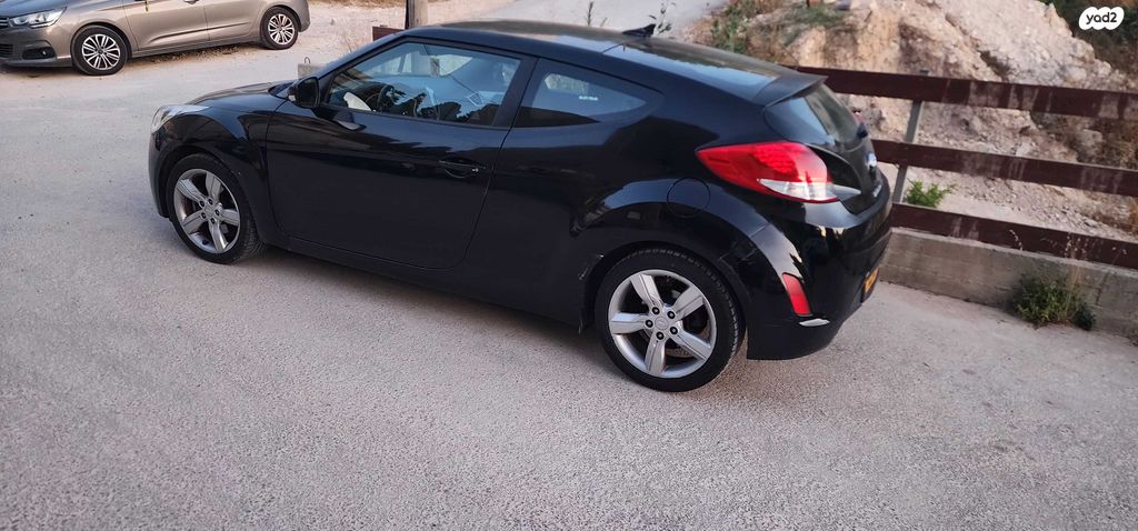 מודעת רכב יונדאי ולוסטר