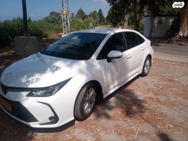 טויוטה קורולה