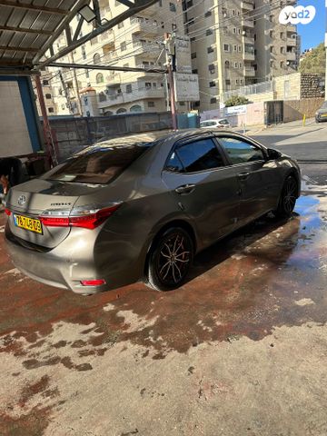 טויוטה קורולה