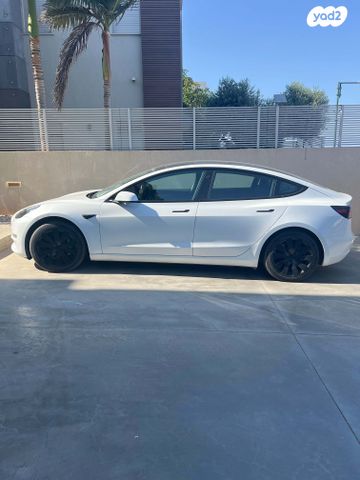 טסלה מודל 3