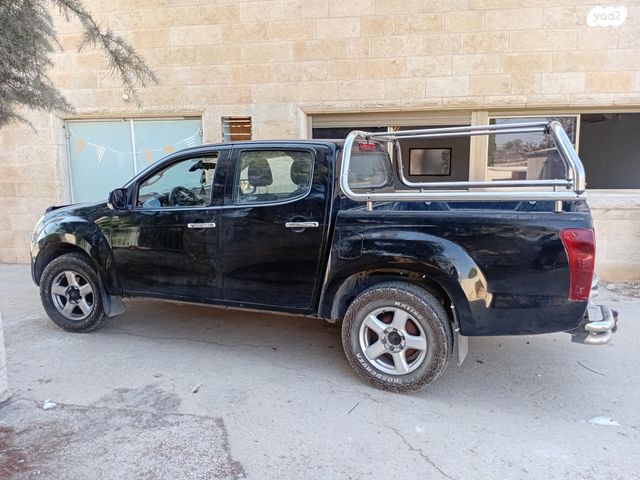 מודעת רכב איסוזו די-מקס