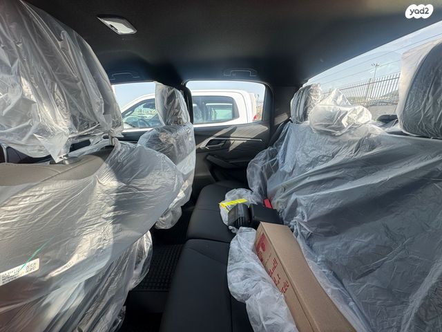 איסוזו די-מקס