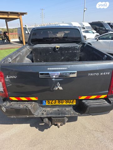 מיצובישי טרייטון / L200