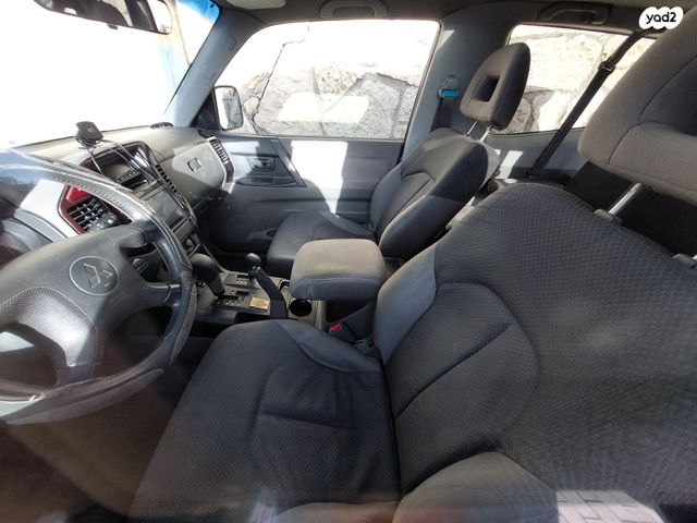 מיצובישי פג'רו