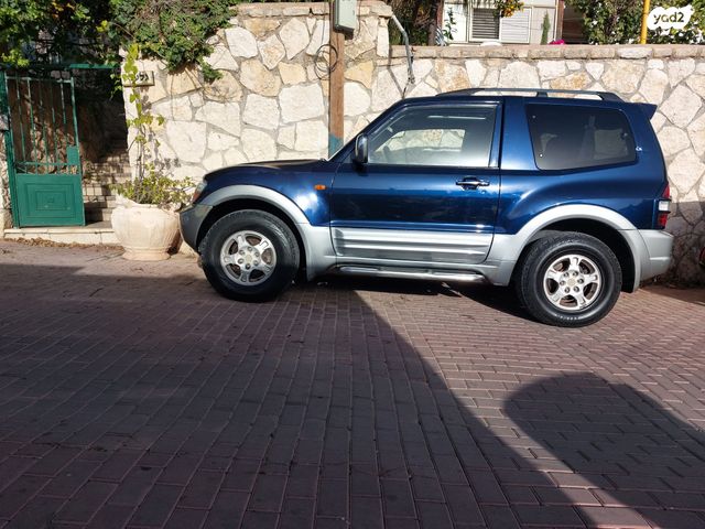 מיצובישי פג'רו