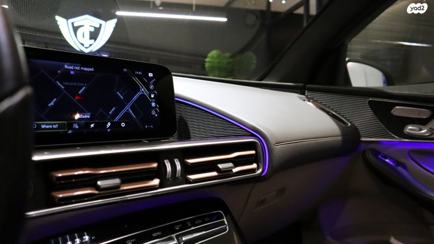 מרצדס-בנץ EQC