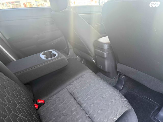 מיצובישי ASX