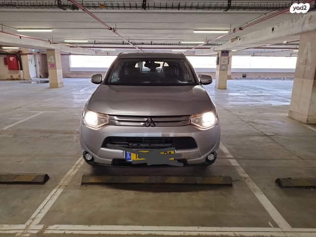 מיצובישי אאוטלנדר