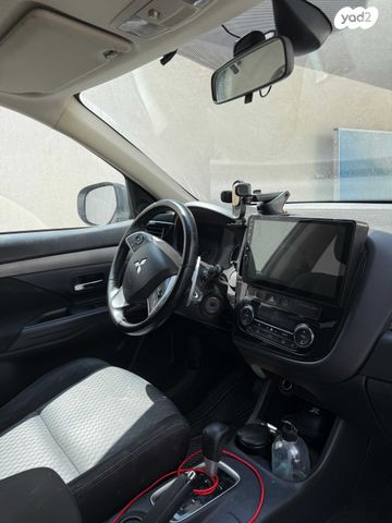 מודעת רכב מיצובישי אאוטלנדר