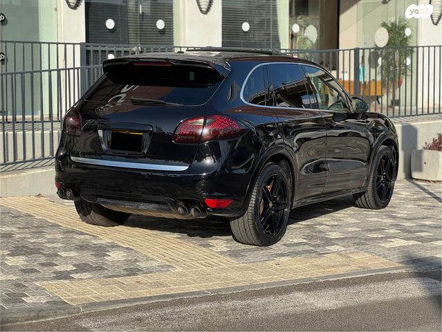 פורשה קאיין