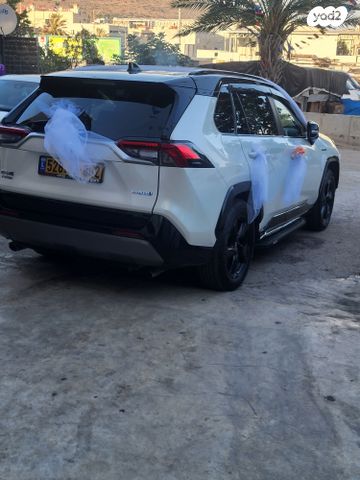 מודעת רכב טויוטה RAV4