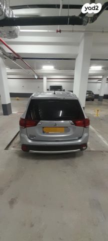 מיצובישי אאוטלנדר