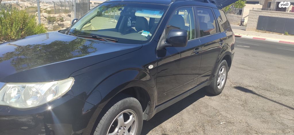 סובארו פורסטר