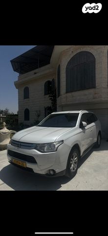 מיצובישי אאוטלנדר