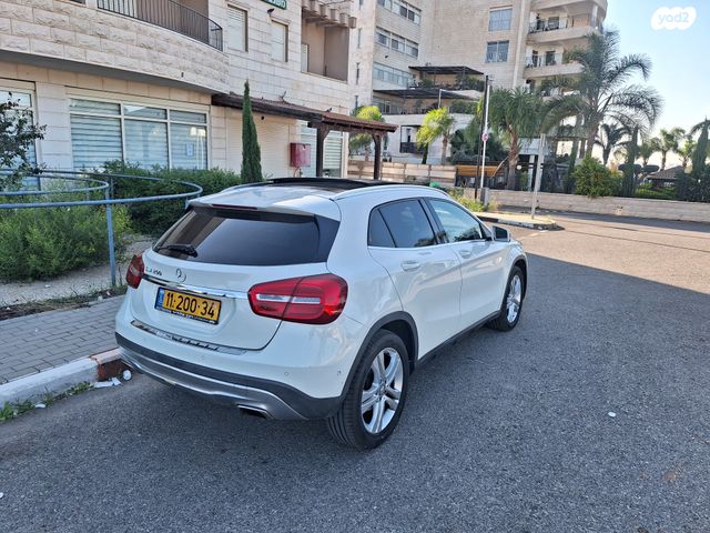 מרצדס-בנץ GLA