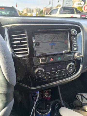 מיצובישי אאוטלנדר