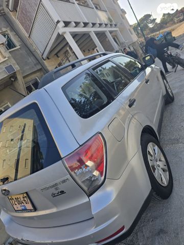 סובארו פורסטר