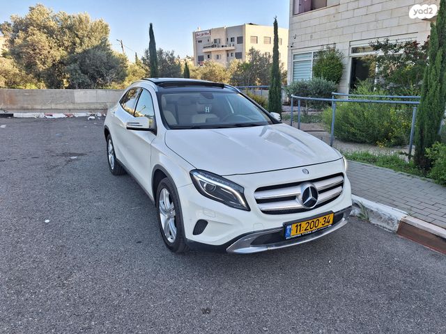 מרצדס-בנץ GLA