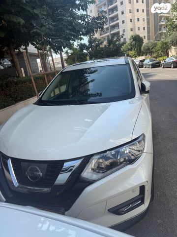 ניסאן אקס טרייל