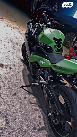 מודעת רכב קאוואסאקי נינג'ה 400