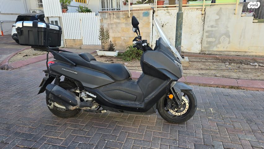 מודעת רכב סאן יאנג מקסים 400